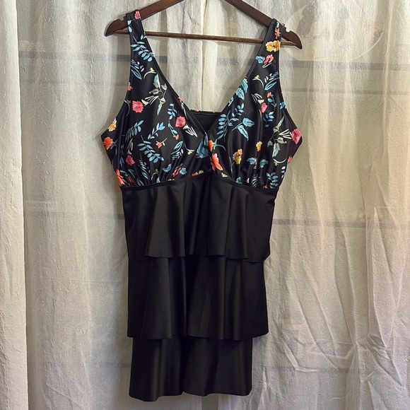 Black Swim Suit with Floral Design, Top Only​ - Picture 1 of 3